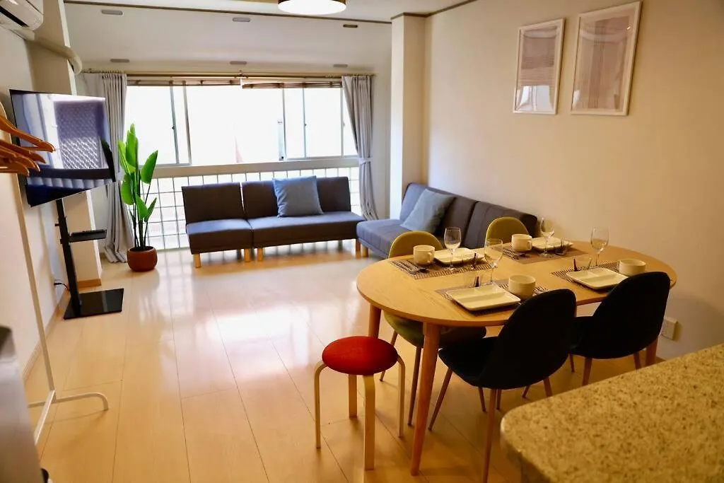 Appartement 鶴橋駅徒歩4分/道頓堀・なんばへ地下鉄4分/広々スペース3階戸建て貸切 à Ōsaka